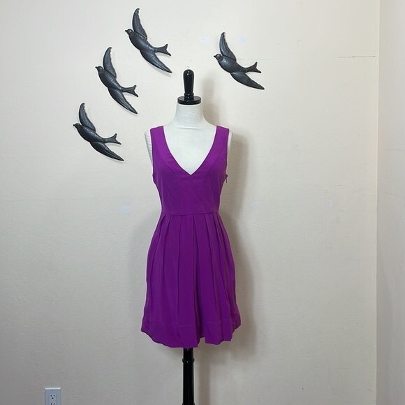 NEW! Walter Baker Magenta CDC Cutout Bow Back Silk Pleated Front Cocktail Dress - Picture 6 of 7